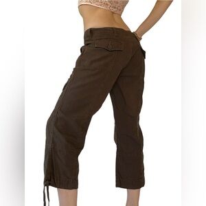 DKNY active cargo capri pants